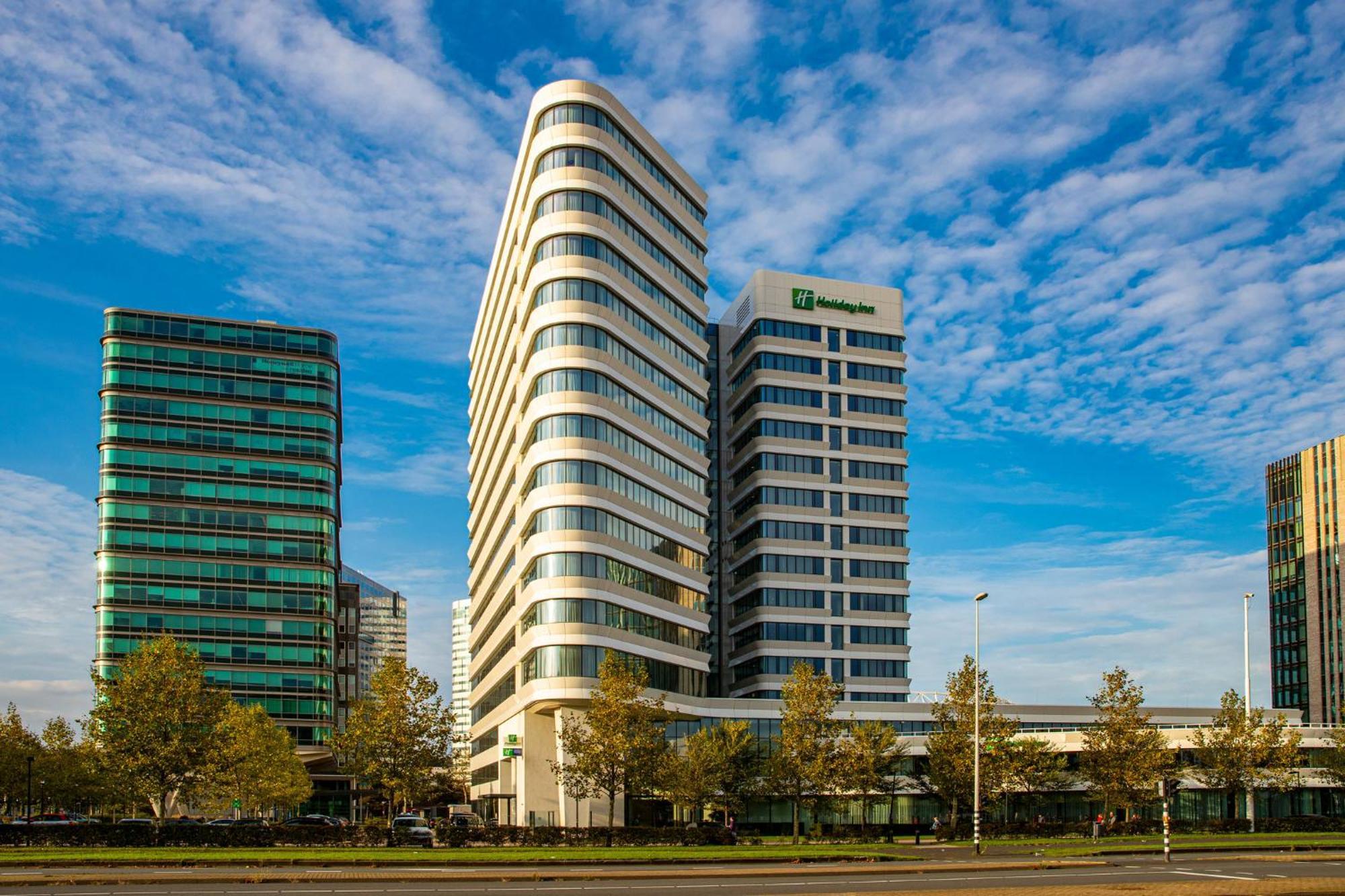 Holiday Inn Express Amsterdam Arena Towers, An Ihg Hotel Εξωτερικό φωτογραφία